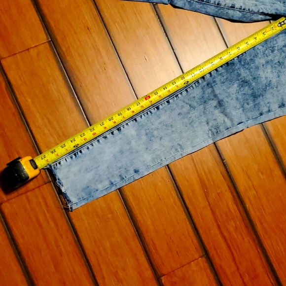 Express Jeans - Picture 2 of 5